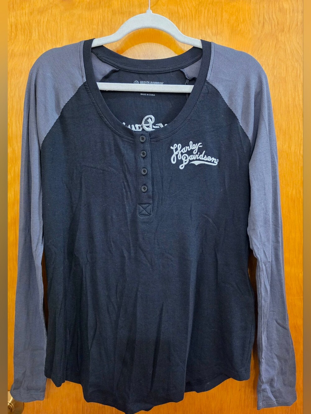 Harley-Davidson - HENLEY TIMELESS SILVER WING LONG SLEEVE KNITted T-shirt